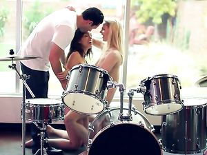 Cute Cock Sharing Girls Team Up To Make Him Cum