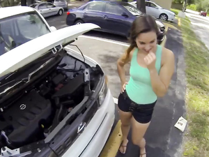 Broken Down Car Babe Goes Home With Him For Dick